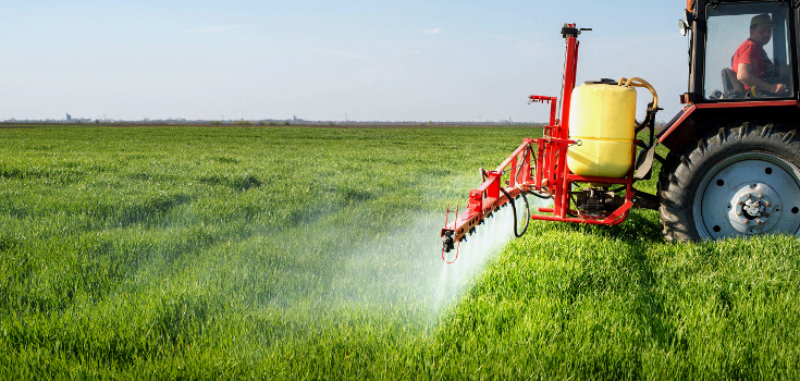 pesticides_field_machines_735_350-22