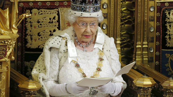 Britain's Queen Elizabeth delivers her speech to the House of Lords in the Palace of Westminster, during the State Opening of Parliament, in London, Britain, May 27, 2015. (Reuters/Alastair Grant)