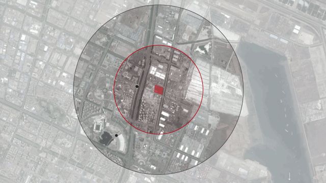 Satellite image of Tianjin with overlay of blast radius.