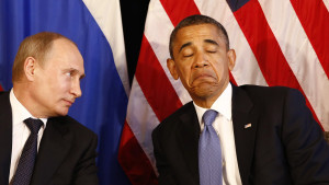 File photo of U.S. President Barack Obama (R) meeting with Russia's President Vladimir Putin in Los Cabos, Mexico, June 18, 2012. Obama cancelled a meeting with Putin planned for next month in Moscow over frustration with Russia's asylum for fugitive intelligence contractor Edward Snowden, the White House said August 7, 2013. REUTERS/Jason Reed/Files (MEXICO - Tags: POLITICS)