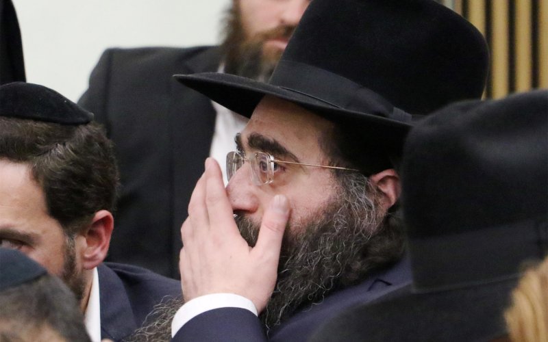 Image #: 36450115 Rabbi Yoshiyahu Pinto who admitted to bribing a high-ranking Israel Police official, Brig. Gen. Ephraim Bracha, in Tel Aviv District Court on April 28, 2015, during the argumentation before sentencing. The admission came as part of a plea bargain one day after the return to Israel of the rabbi, who conducts a wide range of international activities from both Ashdod and New York, the latter being his main base of activity. Shaul Golan/Israel Sun /Landov