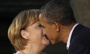 Merkel Obama kiss