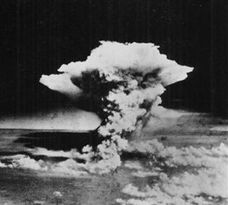 HIROSHIMA MUSHROOM CLOUD NUCLEAR BOMB EXPLOSION