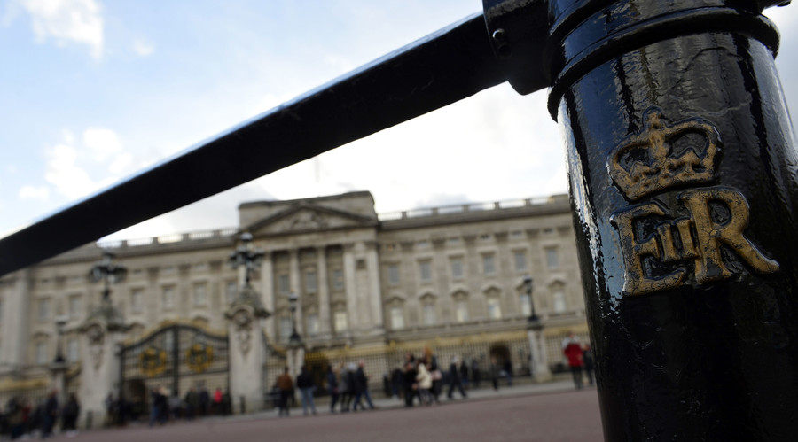 A general view of Buckingham Palace in central London, Britain, 18 November, 2016. © Hannah McKay