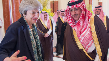 Saudi Arabian Crown Prince Muhammad bin Nayef welcomes British Prime Minister Theresa May, April 4, 2017. © Bandar Algaloud