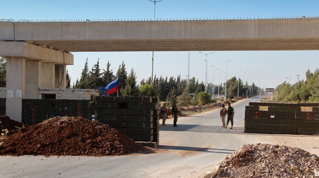 The Homs-Hama highway in the Homs forces placement area opened for civilian transport for the first time in five years after the Russian military police checkpoints started operating in Ar-Rastan. © Mikhail Alaeddin 
